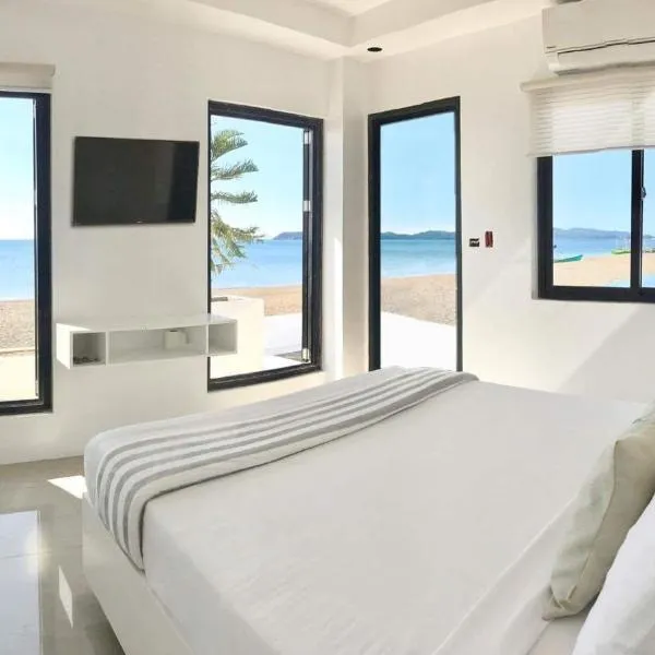 Blue Coast Beach Hotel, hotel v destinaci Santa Ana