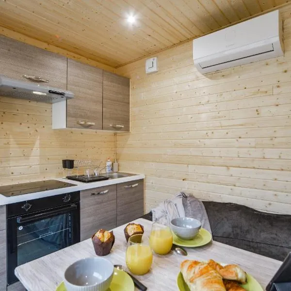 ღ L'Oasis Maluti - Chalet aux portes de Beauval, hotel v destinácii Châtillon-sur-Cher