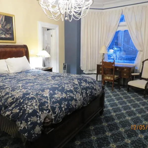 The Roses Heritage Inn, hotel v destinaci St. John's
