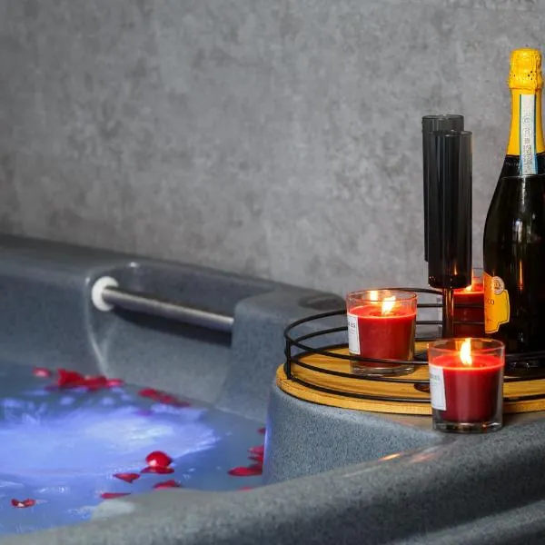 Riverside studio with Jacuzzi!, hotell sihtkohas Sheffield