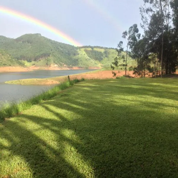 Casa INTI Refugio Romantico Pague duas noites minimo e a terceira e brinde, menos feriados, hotell i Natividade da Serra