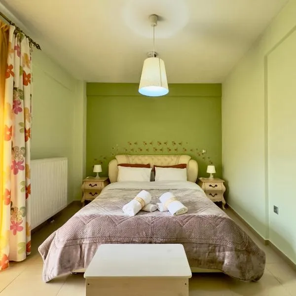 Luxury Apartment in the center, hotel in Edessa