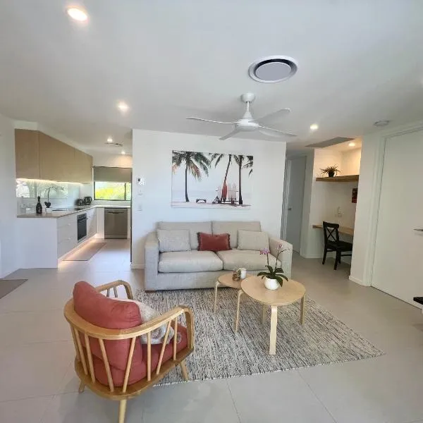 Sunny Coolum Beach Retreat, hotel en Coolum Beach