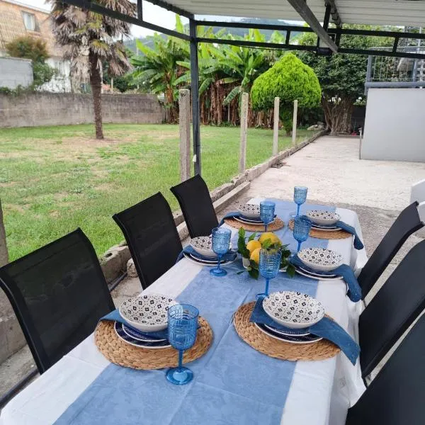 Apartamento vacacional en Playa del Vao - Corujo, hotel a Vigo