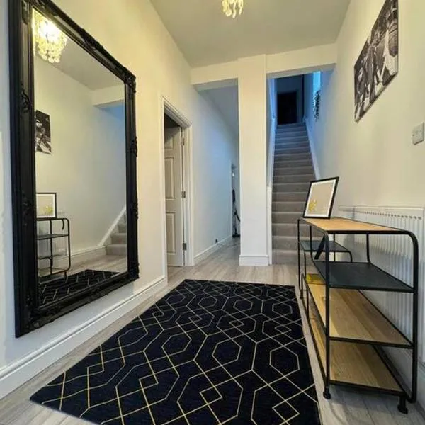 Modern 5 Bed near ExCel -Big Ben, Hotel in London