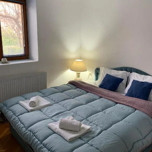 Garden Oasis Apartment، فندق في فيليس