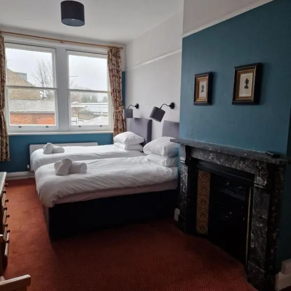 Railway Hotel, hotel v destinaci Faversham