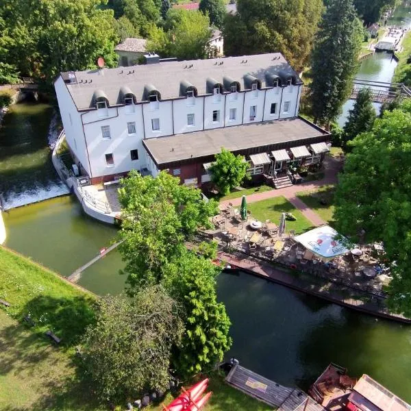 Seehotel Zum Löwen, hotel in Adamswalde