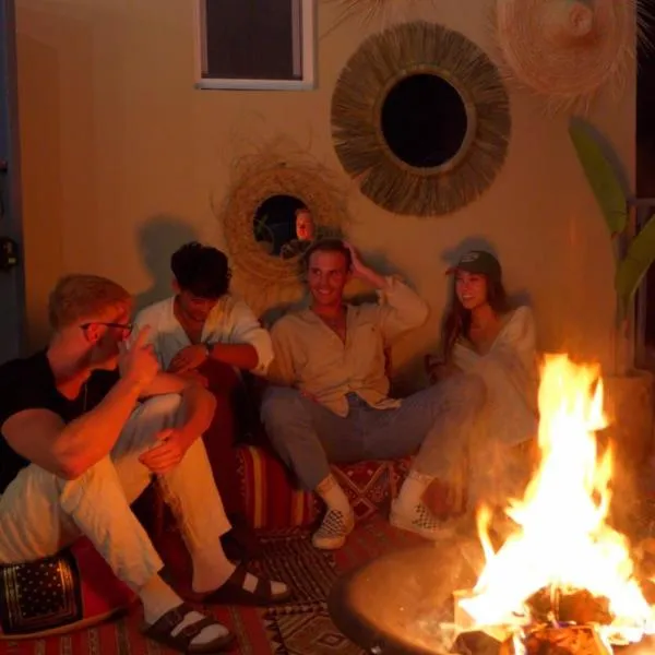 Playa Del Sol Surf House, hotel in Tamraght Ouzdar