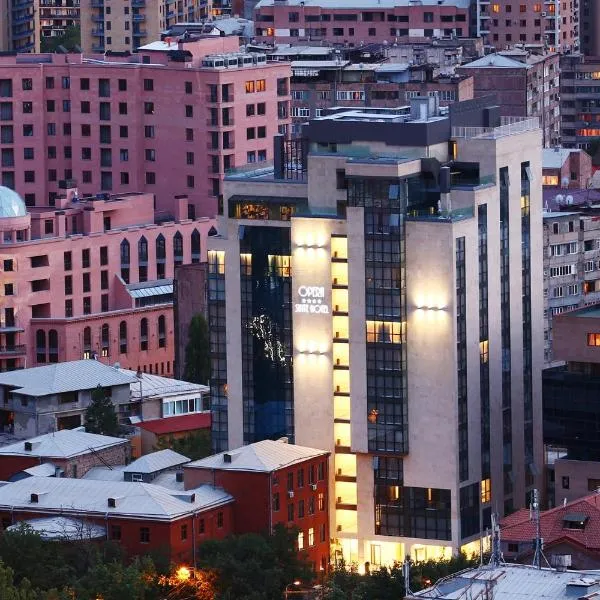 Opera Suite Hotel, hotel di Yerevan