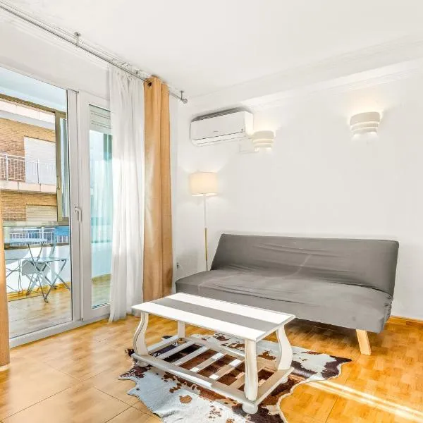 Unique Apartahotel 4-2，位于托雷维耶哈的酒店