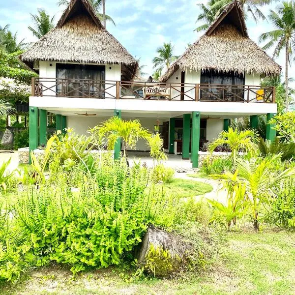 Private Beachfront Villa in Siargao, hotell i Maasin