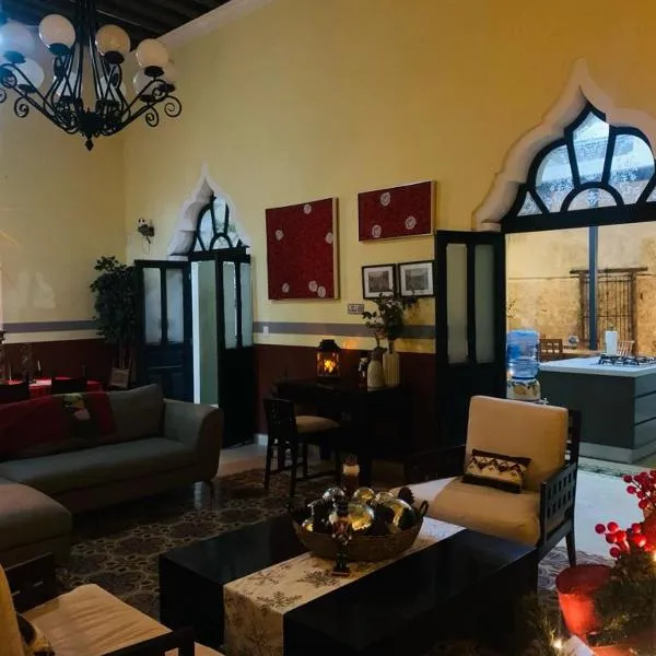 Bella Casa Colonial González con Piscina, hotel v destinaci Campeche
