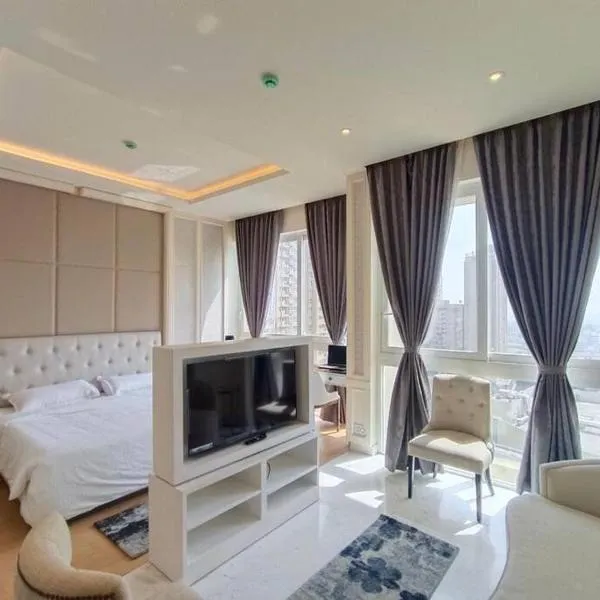 Luxury Leela residence studio apartment, near Bangalore airport,Manyata tech park, hotel v destinaci Bengalúr