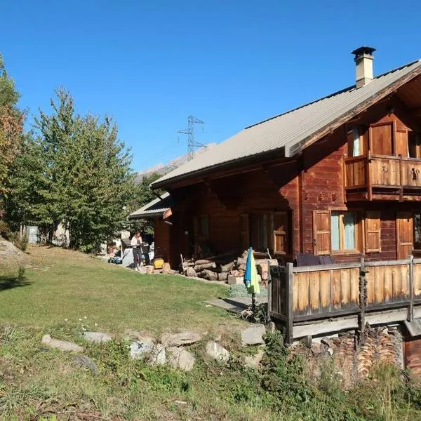 Chalet Serre-Chevalier, מלון בבריאנסון