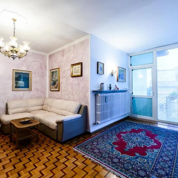 Rètro Apartment In The Mountains โรงแรมในเมซโซลอมบาร์โด