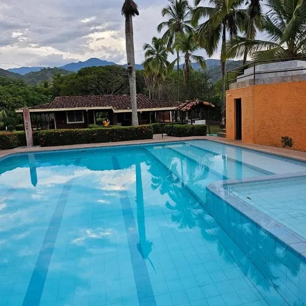 Finca la Querendona, hotel in Santa Fe de Antioquia