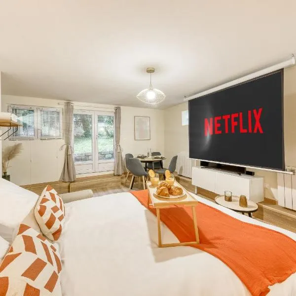 Le ciné cocon - Serenito Homes, hotel v destinácii Pavillons-sous-Bois