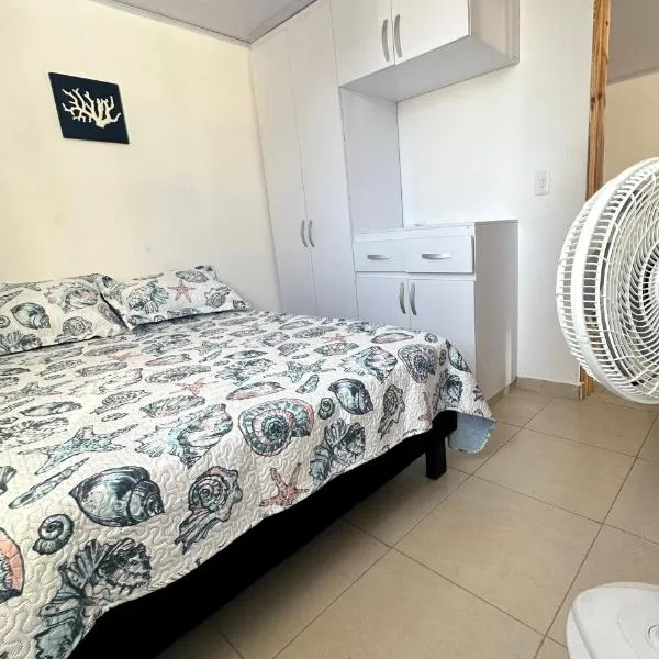 Russ Apartment 1 Diagonal Comando, hotel en San Andrés