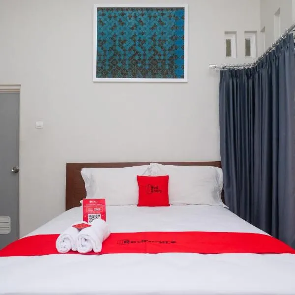 RedDoorz Syariah near Pascasarjana UGM 3, hotel a Yogyakarta