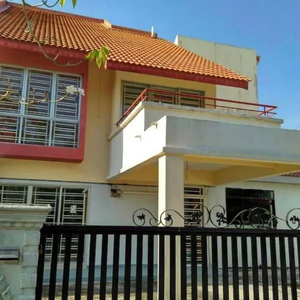 Batu Kawan HS, hotel in Simpang Ampat