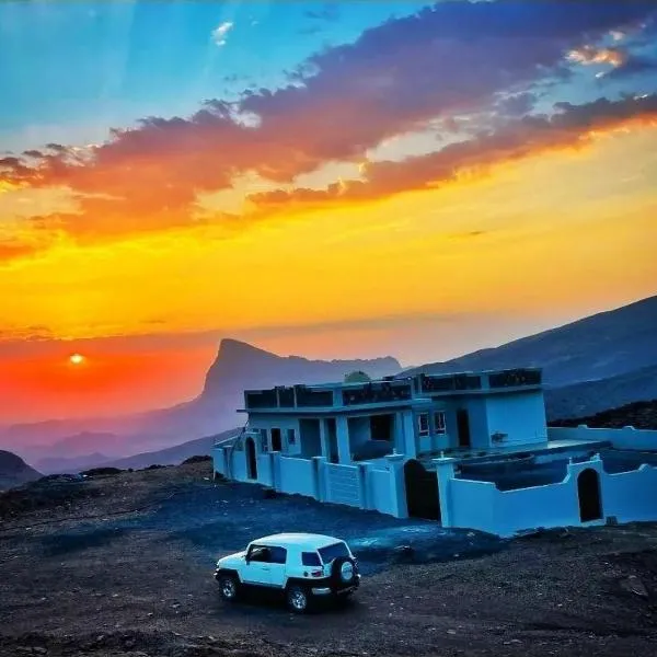 Jabal Shams bayt kawakib, hotel di Misfāh