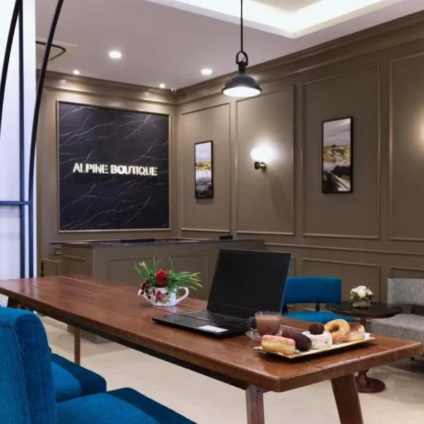 Alpine Boutique Pratunam, hotell i Bangkok