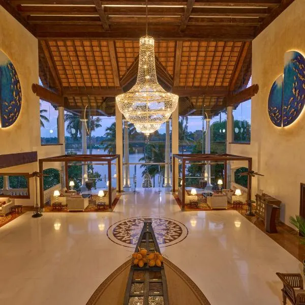 The Leela Ashtamudi, A Raviz Hotel, hótel í Chavara