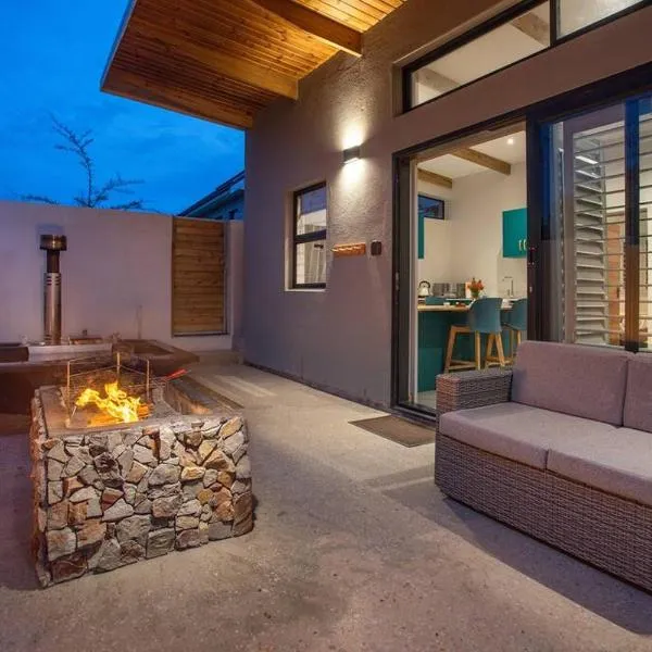 Mountain and Sea Cottage, hotel v destinaci Hermanus