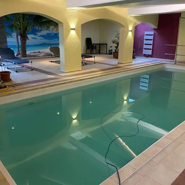 Pension am Weberhof nur 20 Autominuten von München, hotel v destinaci Ebersberg