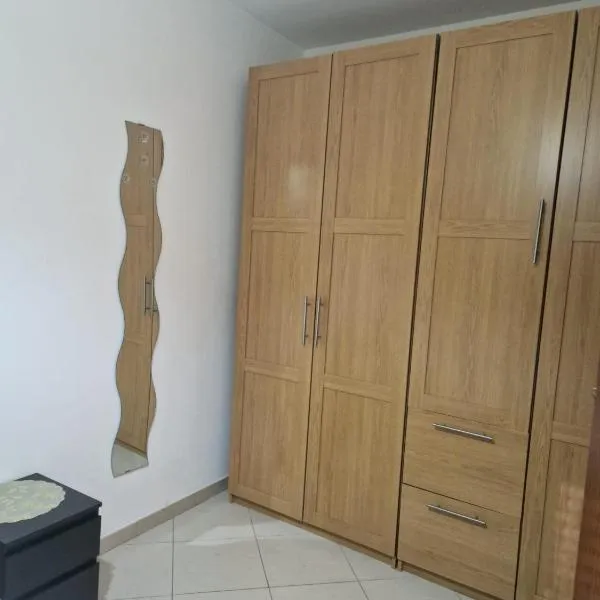 Affitto bilocale Pomezia, hotel v destinaci Pomezia