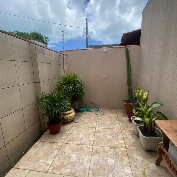 Casa 90m, dois quartos, próxima às praias - Foto 5