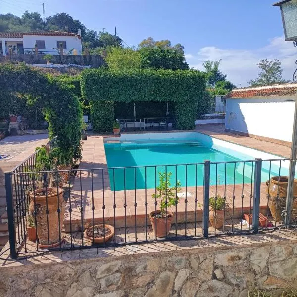 콘스탄티나에 위치한 호텔 Chalet Rafael Constantina