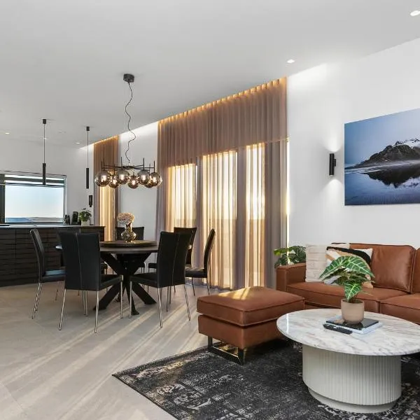 Luxury Villa in the South - Perfect Location, hotel v destinaci Ölfus
