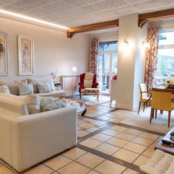 Prados de Velarta, hotel v destinaci Cerler