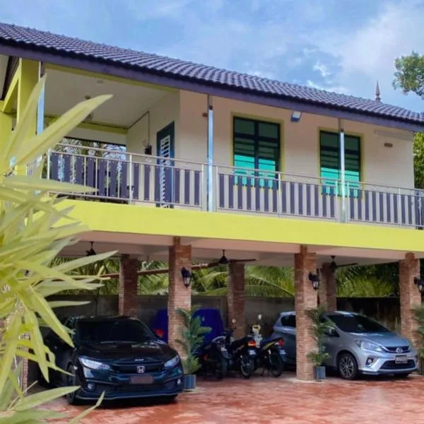 Safiyyah Homestay / Roomstay, готель у місті Kuala Berang