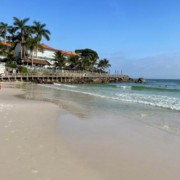 Apto em condomínio no centro de Bombinhas, próximo da praia - Foto 5