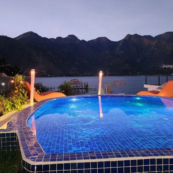 VENICE by luxury Atitlan, hotell sihtkohas San Pedro La Laguna