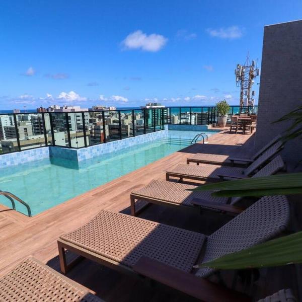 Apartamento novo e completo há 500m da praia Ponta Verde!