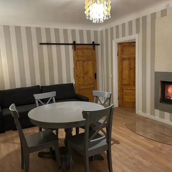 Cozy house with fireplace, hotel in Jūrmala