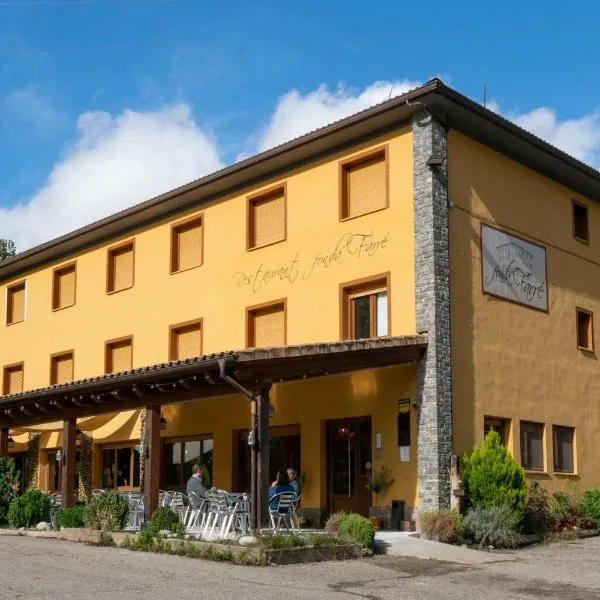 Fonda Farré, hotel in La Pobleta de Bellvei
