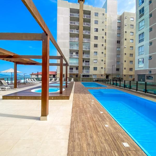 Resort em Barra velha, pé na areia e vista mar - Foto 4