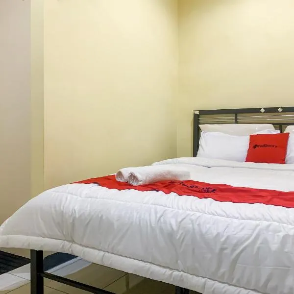 RedDoorz @ Balaraja Centre Plaza, hotel v destinaci Tangerang