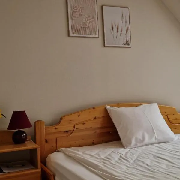 Nõva Hostel、Nõvaのホテル