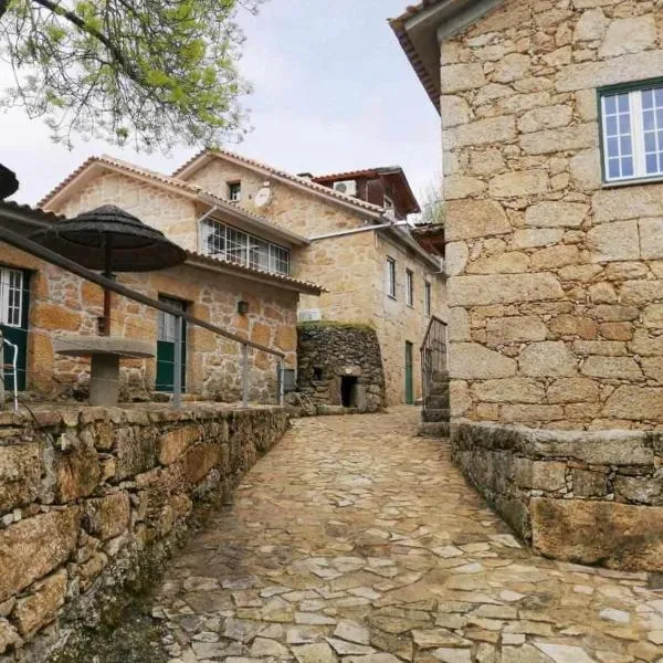 Quinta Do Moinho Turismo de Natureza, hotel di Lajeosa