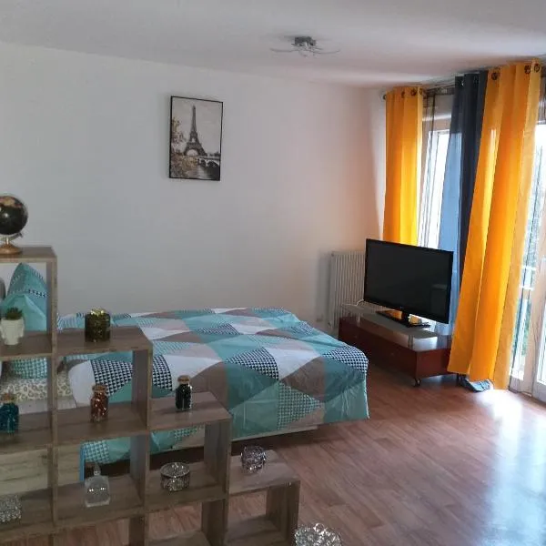 Joli petit appartement, hotel din Balaives-et-Butz