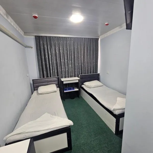 Bahra Hotel、Andijonのホテル
