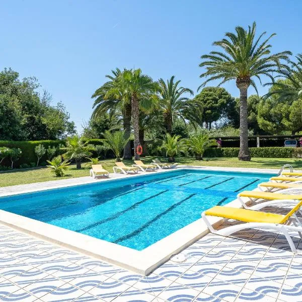 Complejo Colibri 13, hotel v destinaci Cambrils