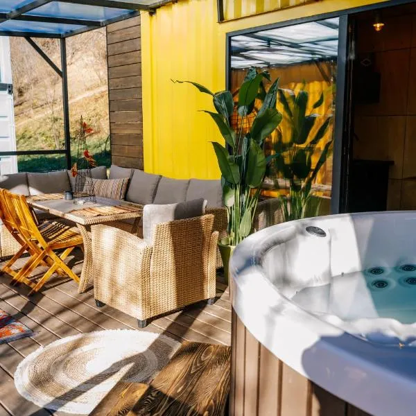 Gipsy Village Park Hotel, ξενοδοχείο σε Asuretʼi