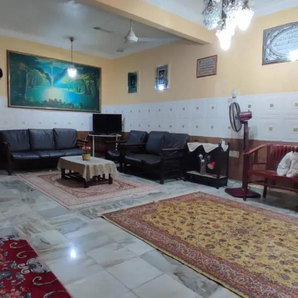 Kulim Hi-Tech Hospital Homestay, готель у місті Кулім